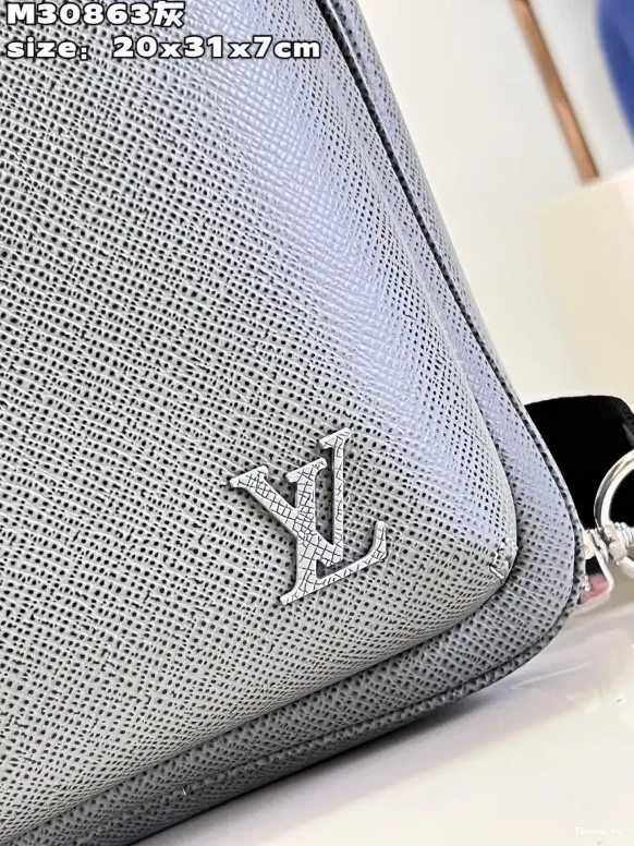Cheap LOUIS Avenue VUITTON NM-31*20*7CM Slingbag 0610